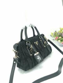 Picture of Prada Lady Handbags _SKUfw152447575fw